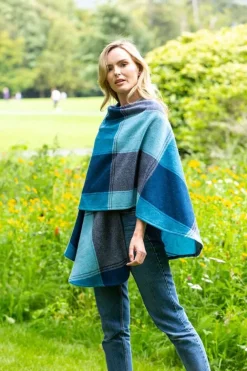 100% Lambswool Cape - Sue 708