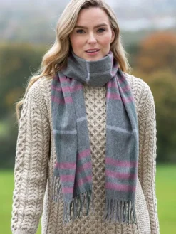 100% Lambswool Scarf Grey Pink Check