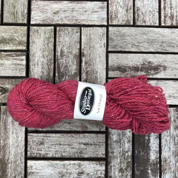 Soft Donegal Knitting Wool Pink 100g